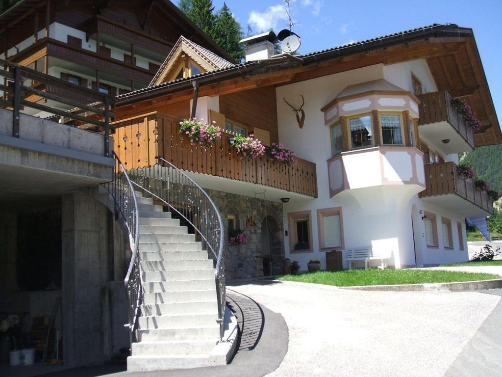 Villa Mazzel - Cima 12 Vigo di Fassa Exteriör bild